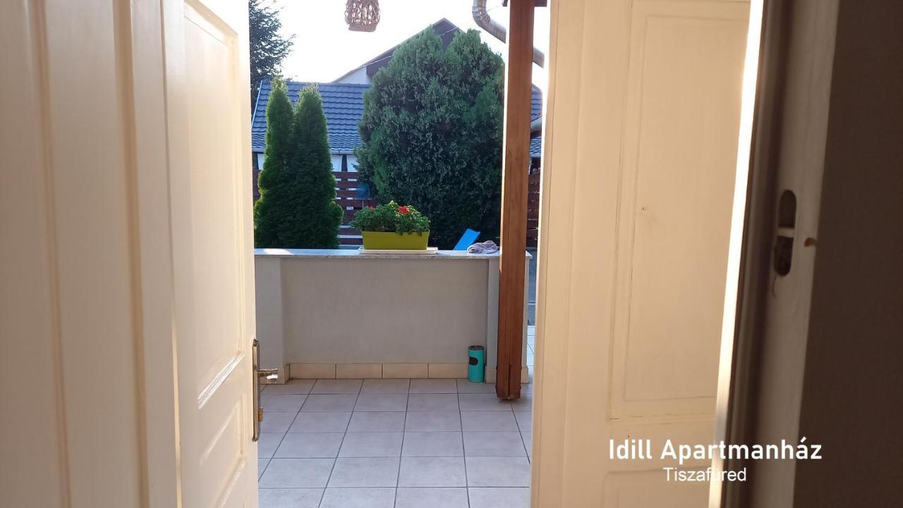 Idill Apartmanhaz B&B Тисафюред Экстерьер фото